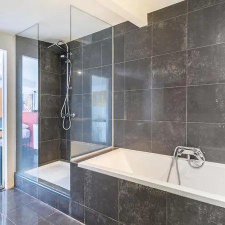 Loft D'artiste Au Coeur Du Quartier Zola Vakantiehuis Nantes